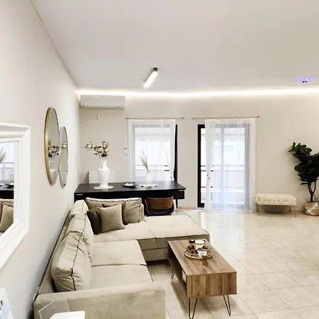 El Sombrero Apartment